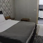 Dt
